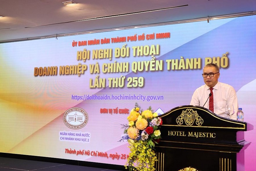Ông Nguyễn Đức Lệnh - Phó Giám đốc Ngân hàng Nhà nước Khu vực II phát biểu tại hội nghị. Ảnh: Việt Dũng.