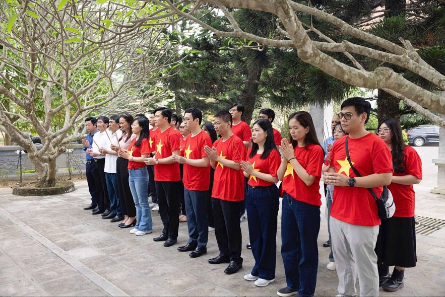 Hành trình về nguồn của Đảng bộ bộ phận Vụ Tổ chức cán bộ