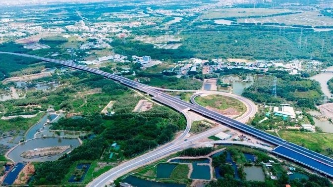 Từ 18h hôm nay: Xe ôtô được lưu thông trên tuyến cao tốc Bến Lức - Long Thành