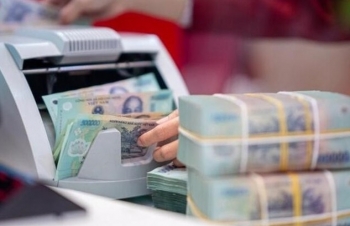 Tổng thu ngân sách 4 tháng ước đạt 48% dự toán
