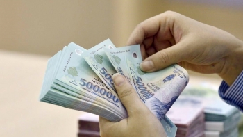 Lãi suất giảm 0,6%/năm, mở van tín dụng tạo lực đẩy cho nền kinh tế