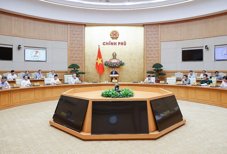 Lãi suất giảm 0,6%/năm, mở van tín dụng tạo lực đẩy cho nền kinh tế