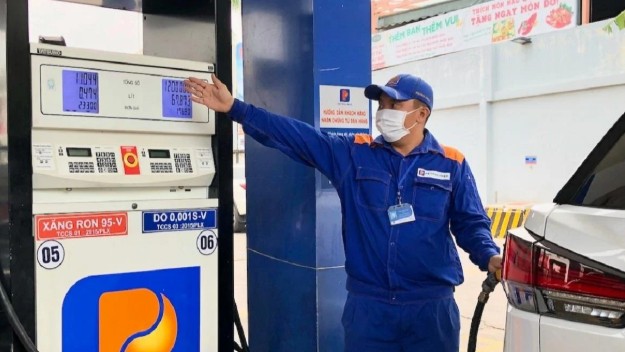 Ngày 8/5: Giá xăng dầu trong nước chiều nay được dự báo sẽ tiếp tục giảm?