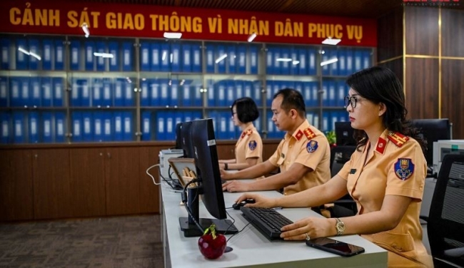 Ngân sách Nhà nước thu 5.200 tỷ đồng từ đấu giá biển số xe