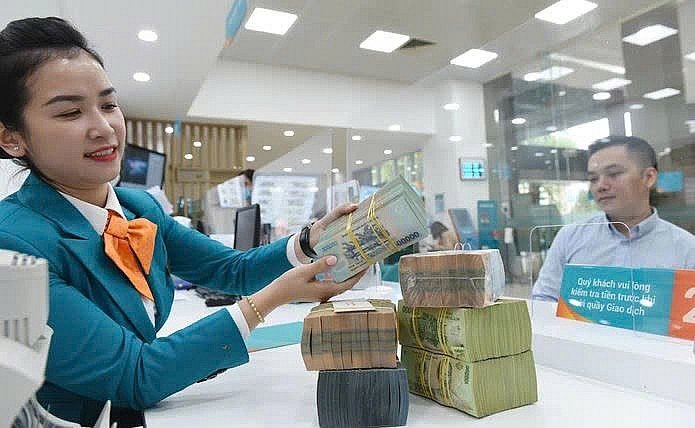 Thử thách giữ mặt bằng lãi suất huy động thấp trong bối cảnh áp lực gia tăng
