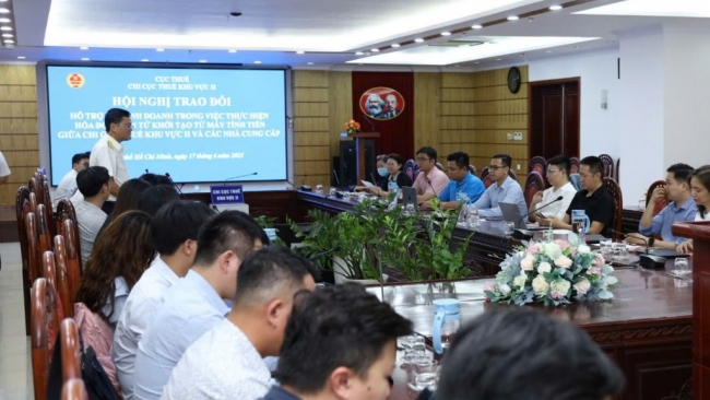 tp ho chi minh ho tro ho kinh doanh thuc hien xuat hoa don tu may tinh tien