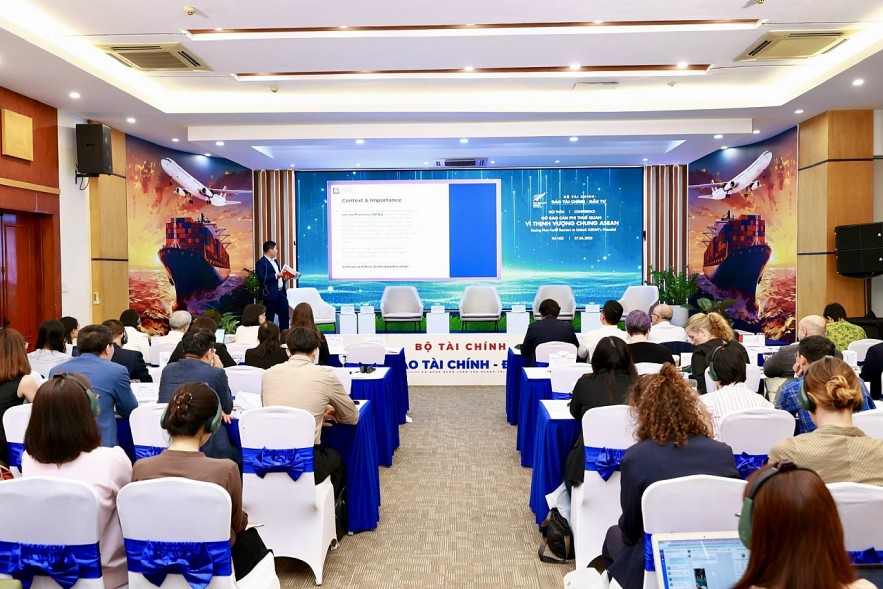 Vượt rào cản phi thuế quan và tăng cường đầu tư khu vực nhìn từ góc độ pháp lý Vượt rào cản phi thuế quan và tăng cường đầu tư khu vực nhìn từ góc độ pháp lý