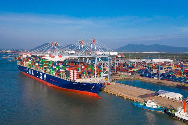 Lực cộng hưởng thu hút vốn FDI vào TP. Hồ Chí Minh Lực cộng hưởng thu hút vốn FDI vào TP. Hồ Chí Minh