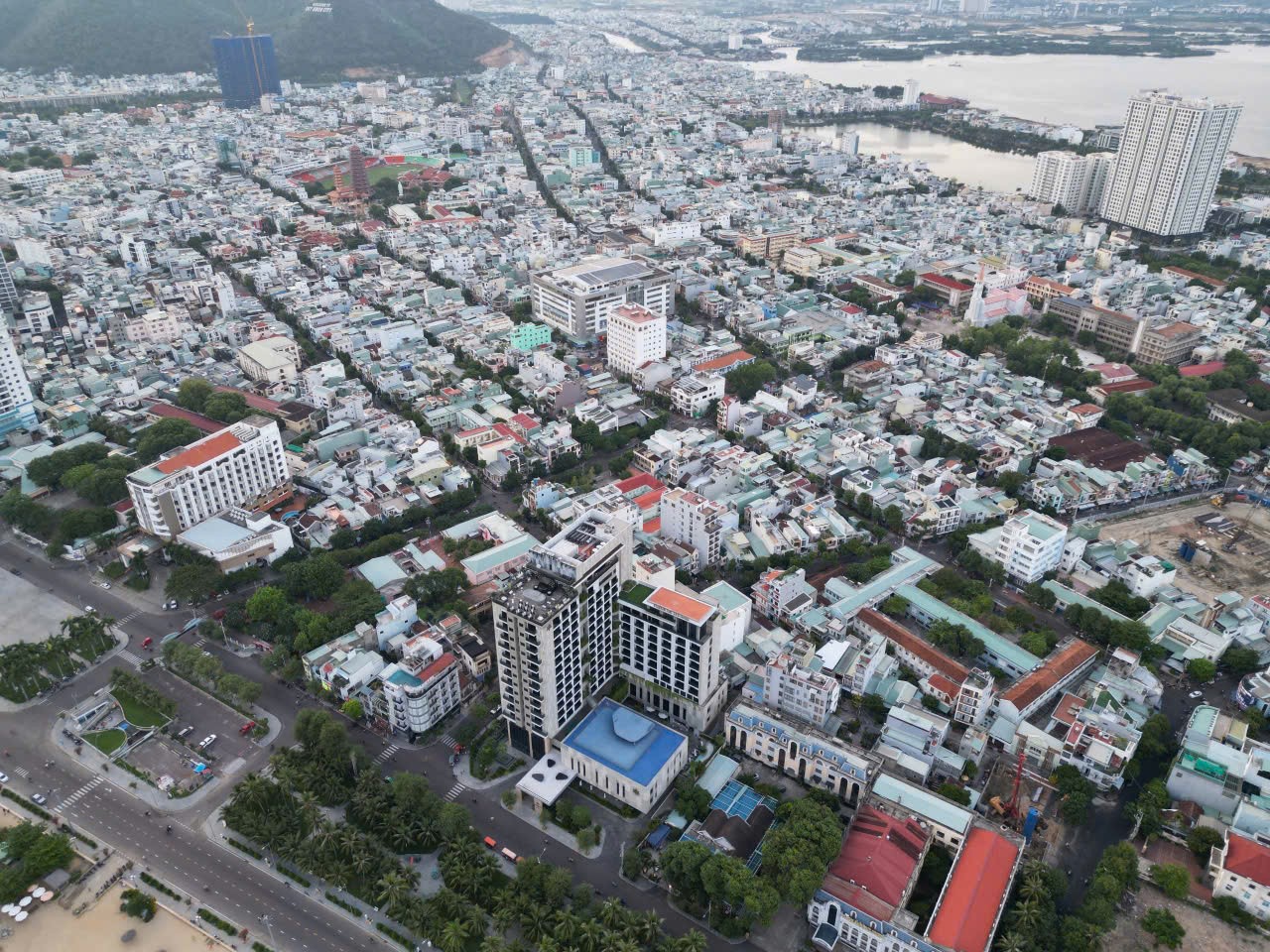 Hợp nhất Bình Định - Gia Lai: Tăng tốc kinh tế từ công nghiệp và du lịch giữa thách thức nội tại