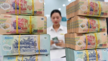 Lãi suất tiết kiệm ngày 8/7: Chứng kiến sự xuất hiện của những mức lãi suất huy động "khủng"