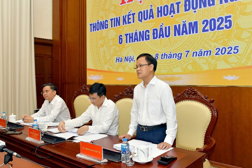 Sáng ngày 8/7, tại Hà Nội, Ngân hàng Nhà nước tổ chức buổi họp báo thông tin kết quả hoạt động ngân hàng 6 tháng đầu năm 2025.