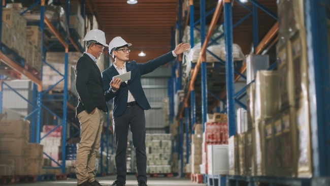Ngân hàng UOB điều chỉnh triển vọng xuất khẩu sang Mỹ, VND có thể phục hồi từ quý IV