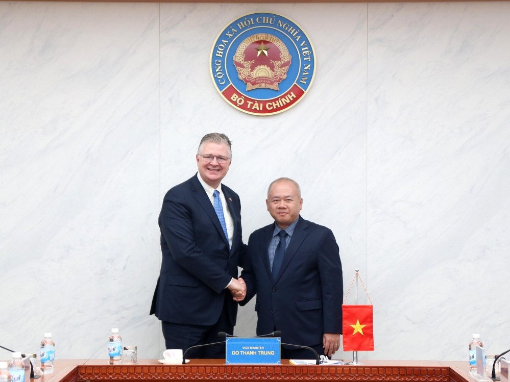 Thứ trưởng Đỗ Thành Trung tiếp cựu Đại sứ Hoa Kỳ tại Việt Nam Daniel Kritenbrink