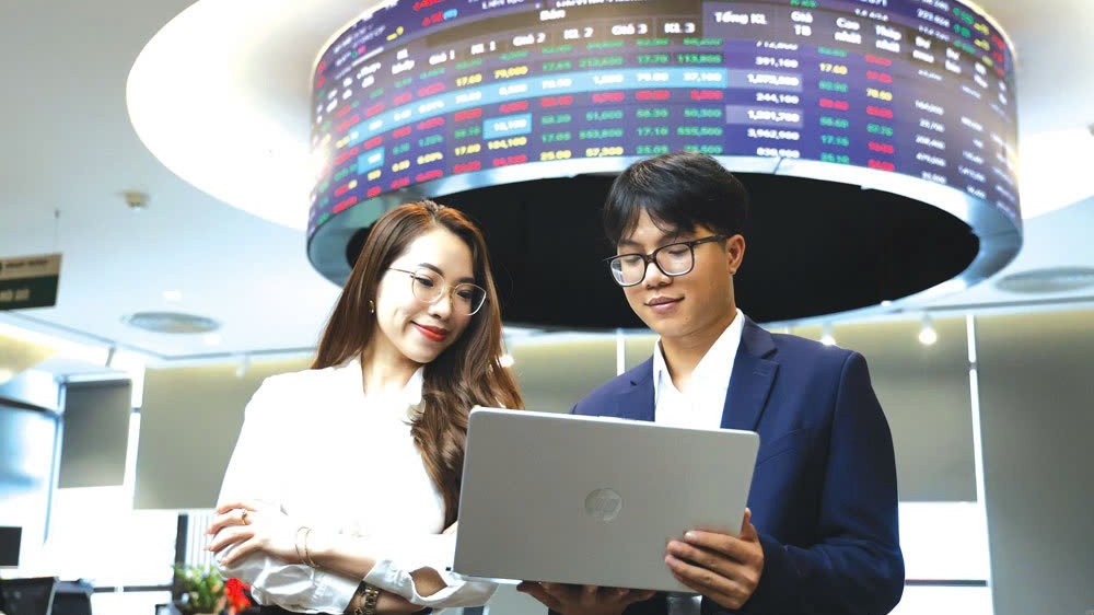 chung khoan tuan dau nam 2026 dong tien do duong giua bat on toan cau