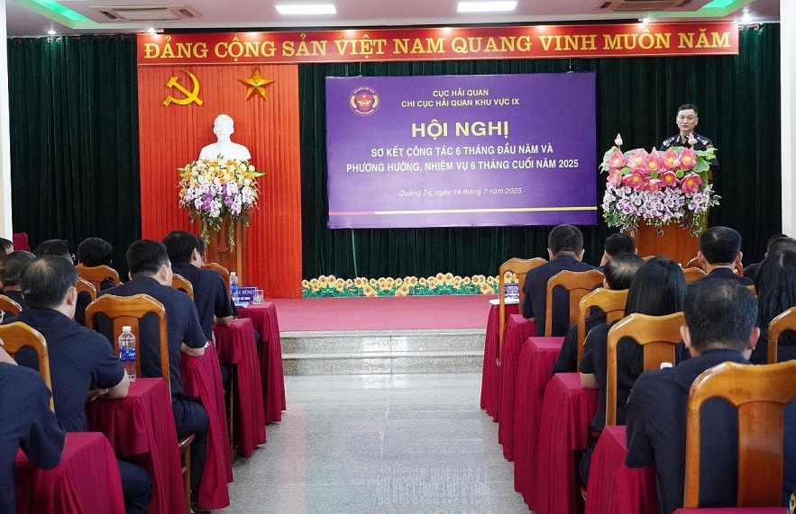 Chi cục Hải quan khu vực IX tổ chức hội nghị sơ kết 6 tháng đầu năm