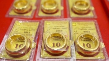 Giá vàng hôm nay (21/7): Vàng nhẫn vẫn neo ở mốc cao