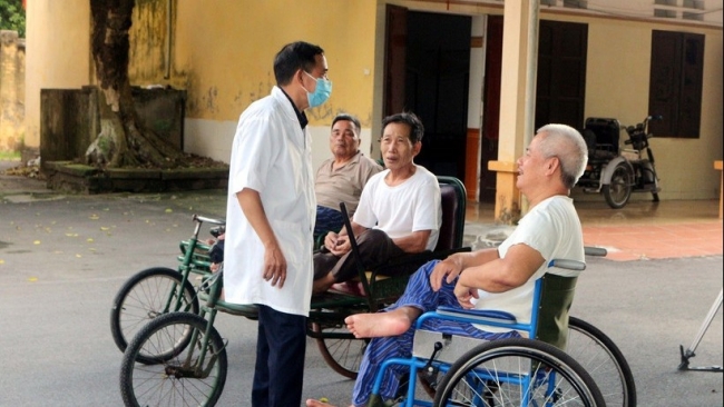 chu tich nuoc chinh sach uu dai nguoi co cong la nhiem vu thuong xuyen lau dai