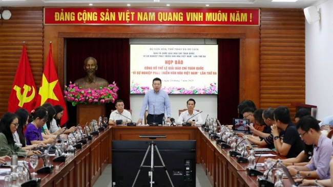 cong bo the le giai bao chi toan quoc vi su nghiep phat trien van hoa viet nam lan thu ba