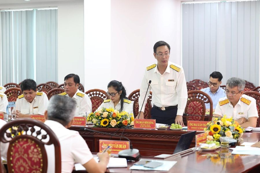 Bộ trưởng Bộ Tài chính Nguyễn Văn Thắng làm việc với Thuế TP. Hồ Chí Minh
