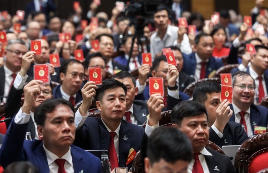 Tiên phong trong chuyển dịch năng lượng và tăng trưởng xanh bền vững