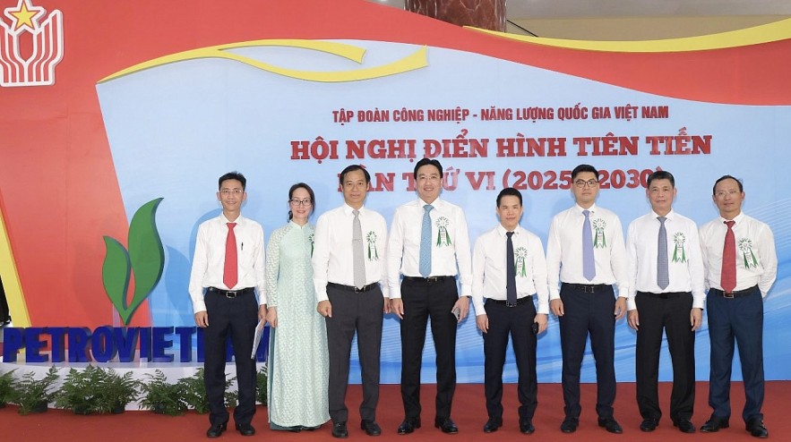 PV GAS nhận vinh danh Điển hình tiên tiến của Tập đoàn Công nghiệp - Năng lượng Quốc gia Việt Nam