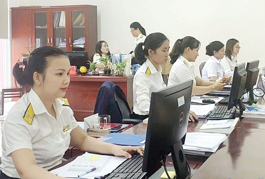 7 tháng, Thuế tỉnh Quảng Ngãi thu ngân sách đạt 11.656 tỷ đồng