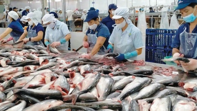 muc thue doi ung 20 van du de hang viet duy tri suc canh tranh