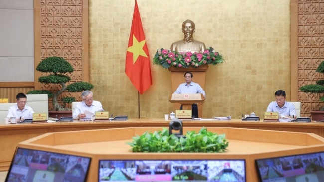 day nhanh tien do hoan thanh cao nhat cac muc tieu phat trien kinh te xa hoi nam 2025