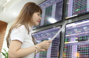 Chứng khoán ngày 11/9: Thanh khoản cải thiện, VN-Index “đảo chiều” thành công