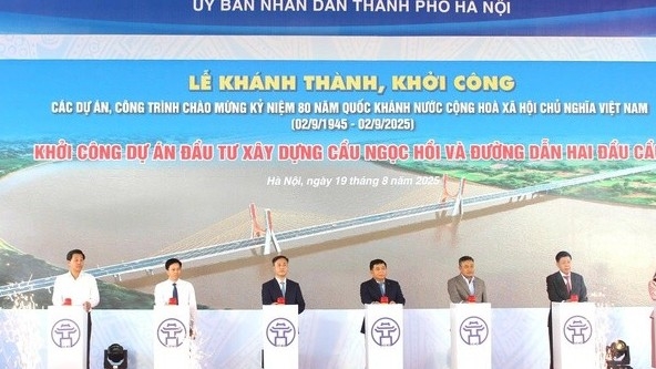 ha noi khoi cong cac cong trinh trong diem thuc day giai ngan dau tu cong