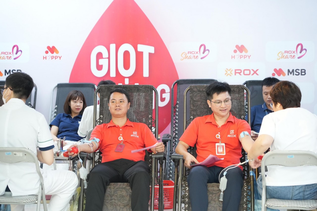 Cán bộ nhân viên ROX Group góp những Giọt thương, lan tỏa giá trị sống đẹp Cán bộ nhân viên ROX Group góp những Giọt thương, lan tỏa giá trị sống đẹp