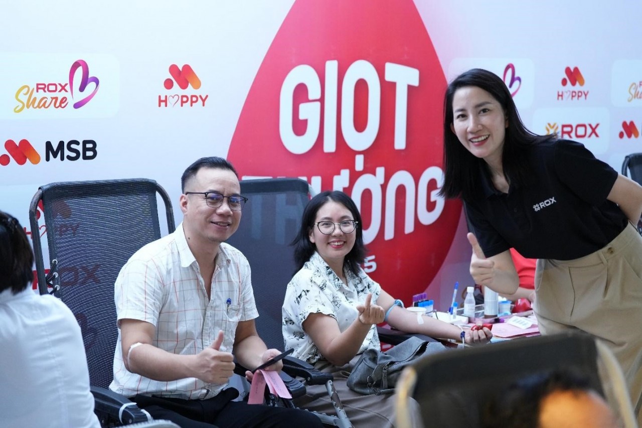 Cán bộ nhân viên ROX Group góp những Giọt thương, lan tỏa giá trị sống đẹp Cán bộ nhân viên ROX Group góp những Giọt thương, lan tỏa giá trị sống đẹp