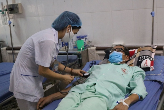 bao dam quyen loi nguoi tham gia bao hiem y te la uu tien hang dau