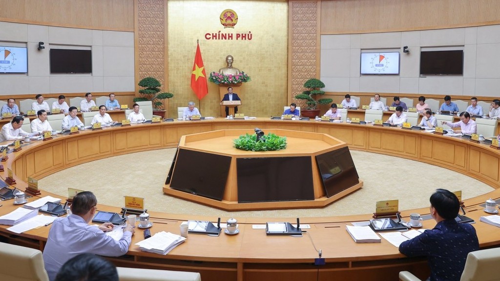 Tiếp tục ưu tiên thúc đẩy tăng trưởng gắn với giữ vững ổn định kinh tế vĩ mô