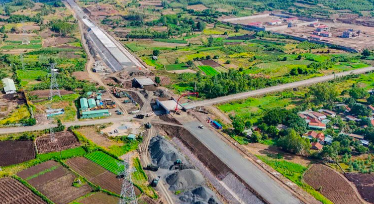 Đẩy nhanh phân bổ vốn đầu tư công năm 2025, thúc đẩy giải ngân