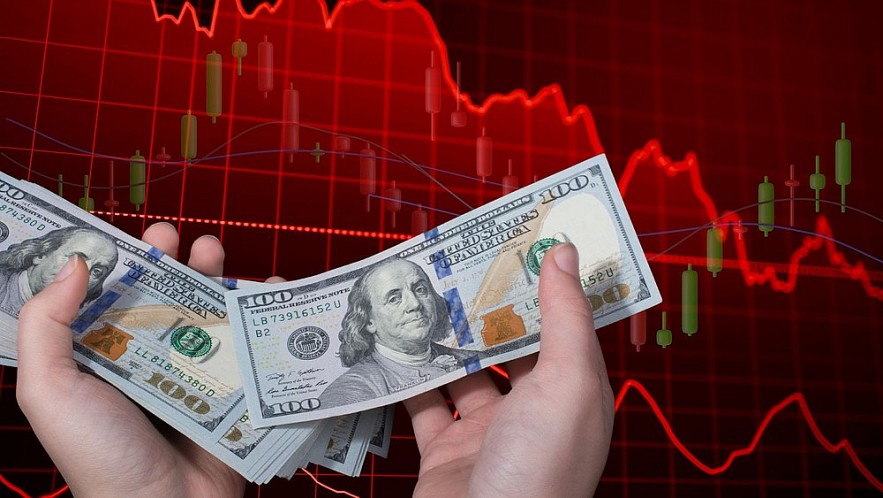 Tương tự, giá bán USD tại các ngân hàng thương mại cũng hạ 34 Tương tự, giá bán USD tại các ngân hàng thương mại cũng hạ 34