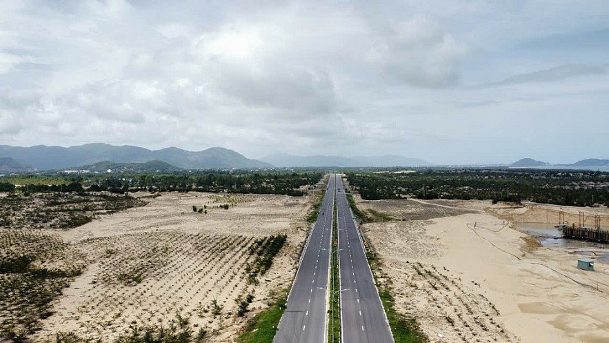 Gia Lai hướng đến mục tiêu trở thành trung tâm năng lượng mới Gia Lai hướng đến mục tiêu trở thành trung tâm năng lượng mới