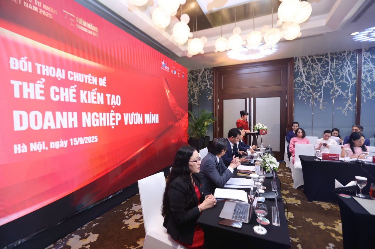 Rủi ro pháp lý kìm hãm khu vực tư nhân phát triển lành mạnh, bền vững