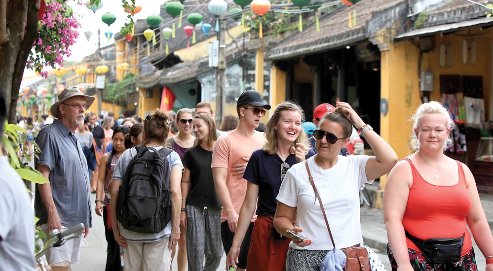 Ngành du lịch cần “tăng tốc” để hoàn thành mục tiêu 25 triệu khách quốc tế trong năm 2025