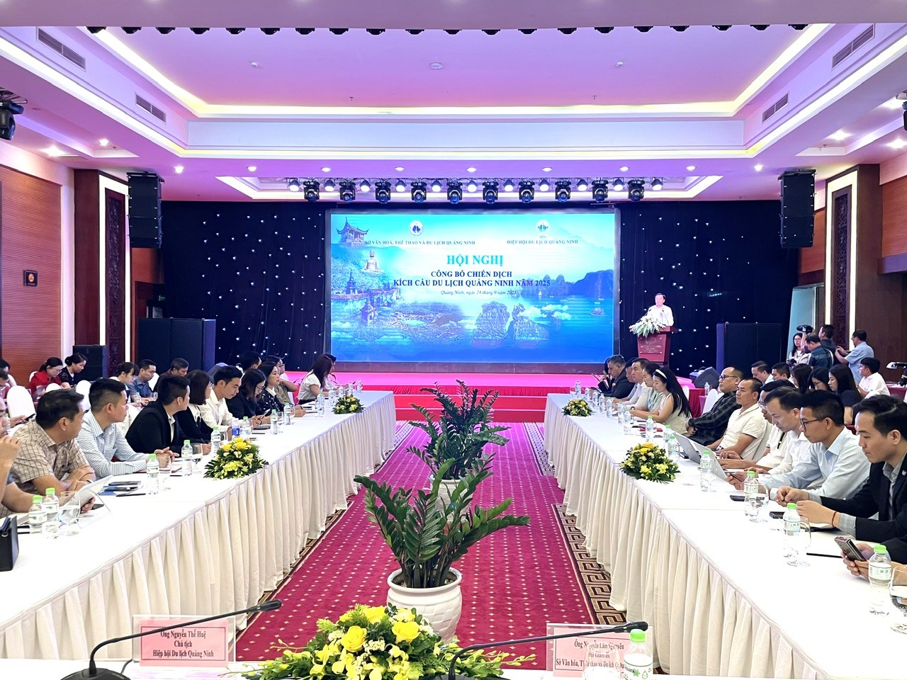 Quảng Ninh công bố Chiến dịch kích cầu du lịch 2025: “Trải nghiệm Di sản, kết nối thế giới”