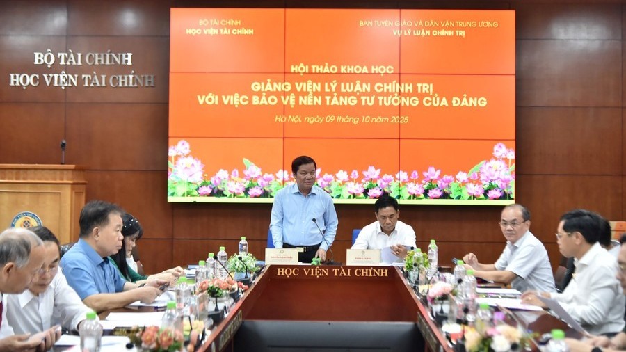 Vai trò của giảng viên lý luận chính trị trong bảo vệ nền tảng tư tưởng của Đảng