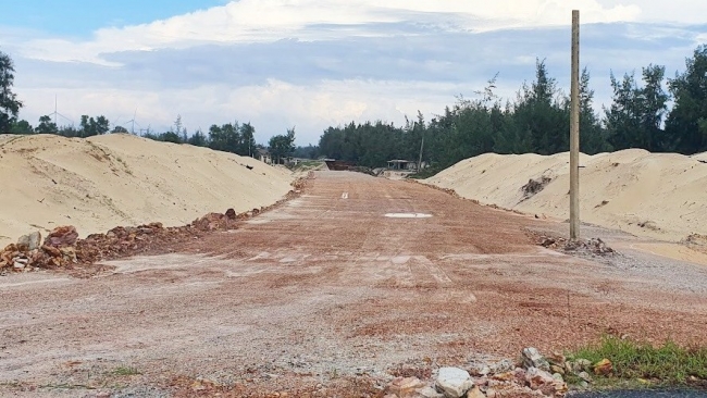 Chủ tịch Quảng Trị phê bình nghiêm khắc các chủ đầu tư có tỷ lệ giải ngân thấp