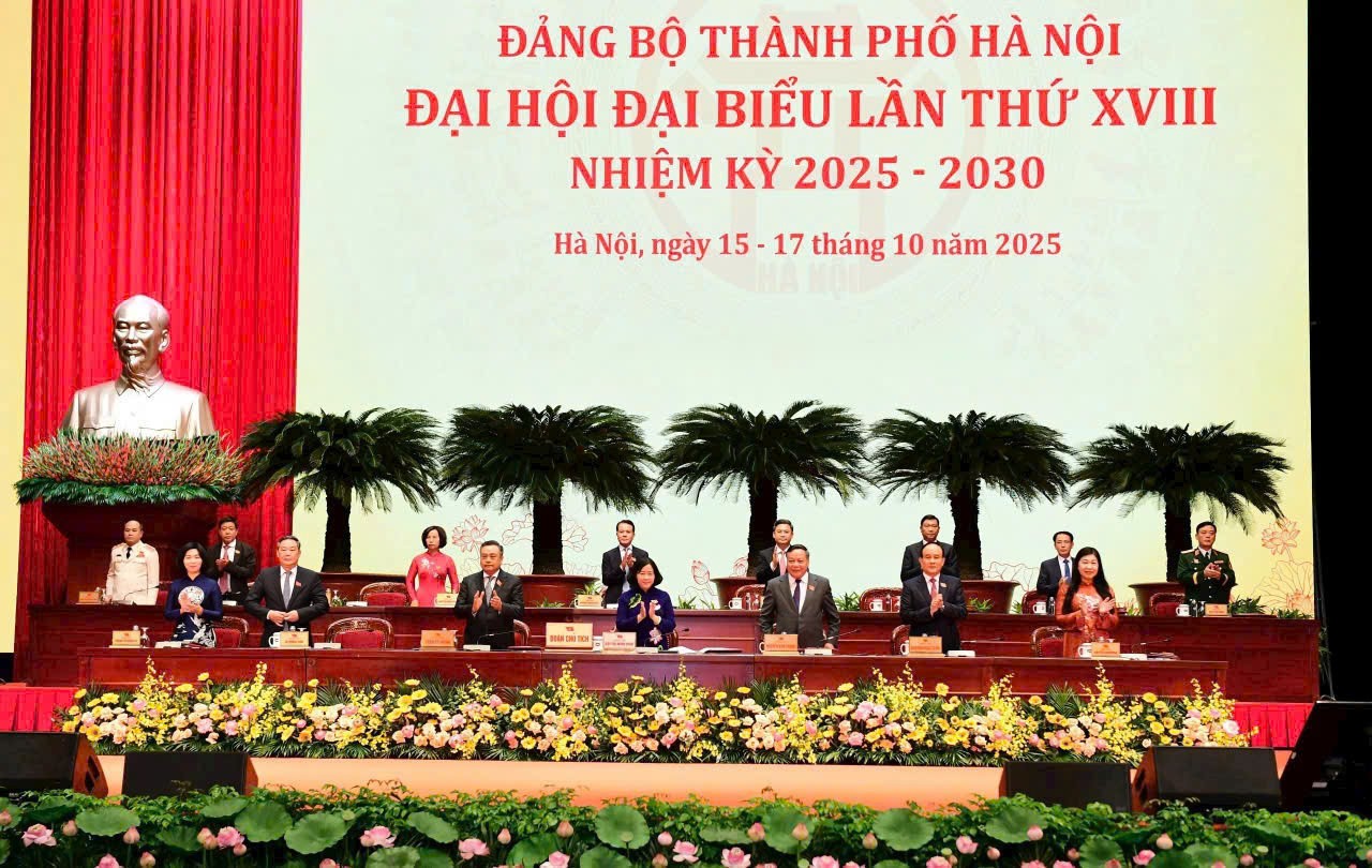 Khai mạc phiên trù bị Đại hội đại biểu Đảng bộ TP. Hà Nội lần thứ XVIII