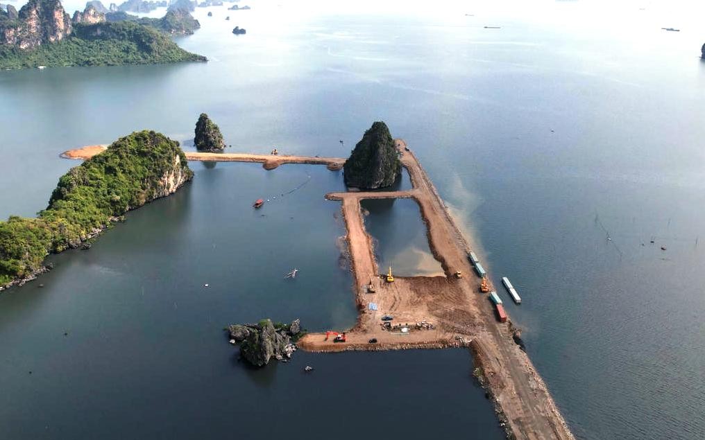 Quảng Ninh: Dự án khu đô thị tại khu 10B phường Quang Hanh đã được tiếp tục triển khai Quảng Ninh: Dự án khu đô thị tại khu 10B phường Quang Hanh đã được tiếp tục triển khai