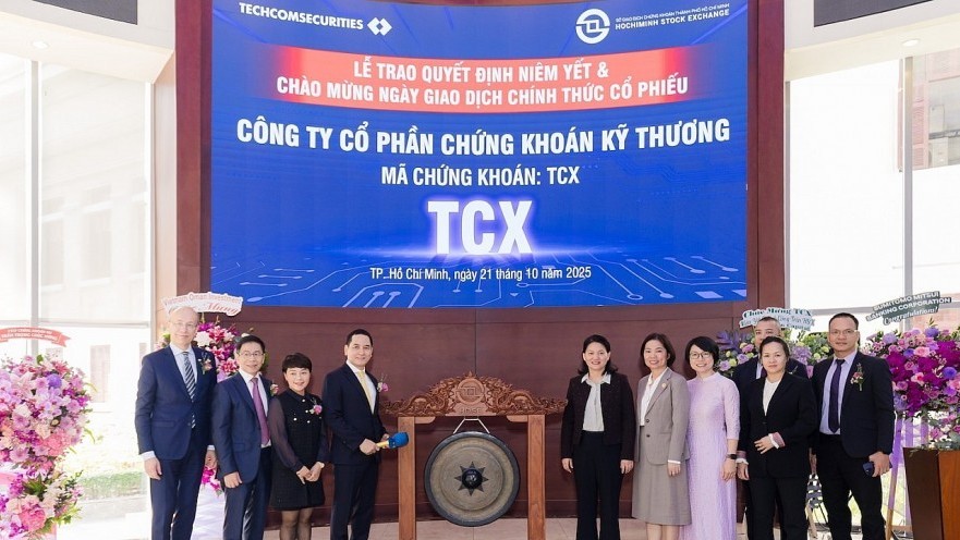 TCX chào sàn trong sắc xanh, khối ngoại mua ròng hơn trăm tỷ đồng