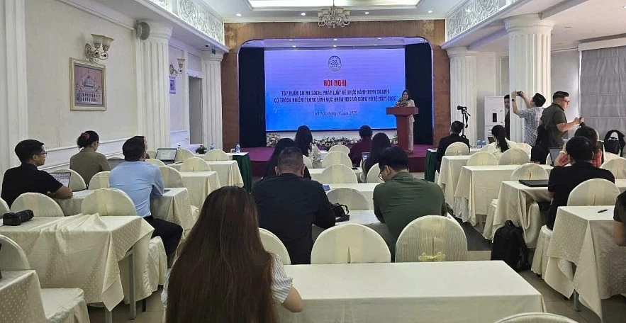 Thực hành kinh doanh có trách nhiệm, đảm bảo lợi ích người tiêu dùng và xã hội Thực hành kinh doanh có trách nhiệm, đảm bảo lợi ích người tiêu dùng và xã hội