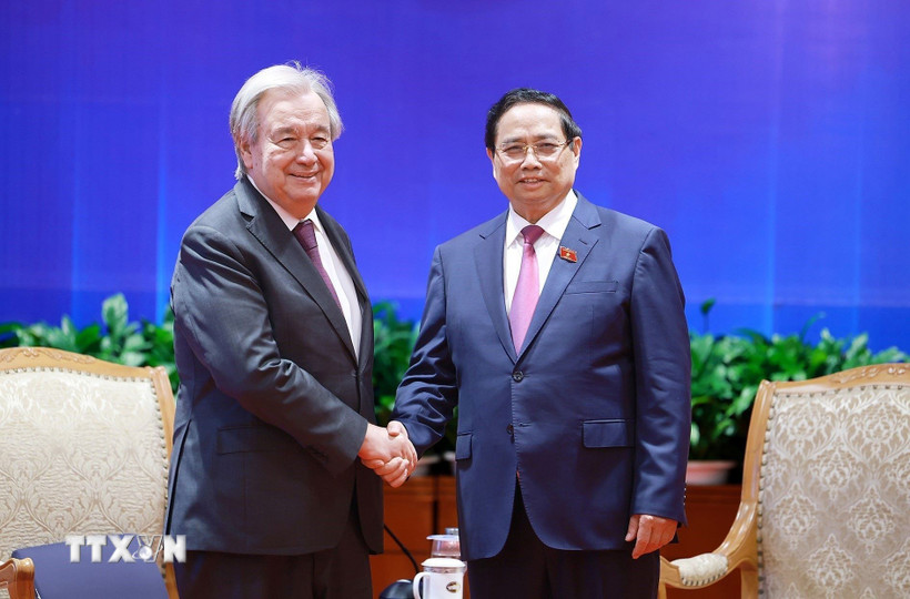 Thủ tướng Phạm Minh Chính gặp Tổng Thư ký Liên hợp quốc António Guterres. (Ảnh: Dương Giang/TTXVN)
