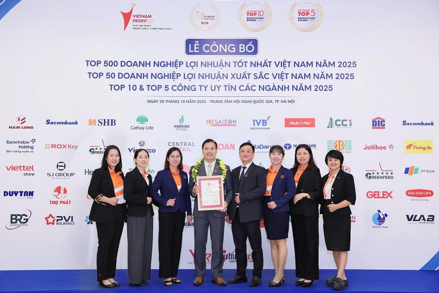 Hanwha Life được vinh danh trong “Top 500 Doanh nghiệp có lợi nhuận tốt nhất Việt Nam 2025”