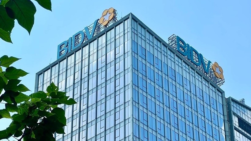 BIDV lãi 23.600 tỷ đồng, trở thành ngân hàng đầu tiên có tổng tài sản vượt 3 triệu tỷ đồng