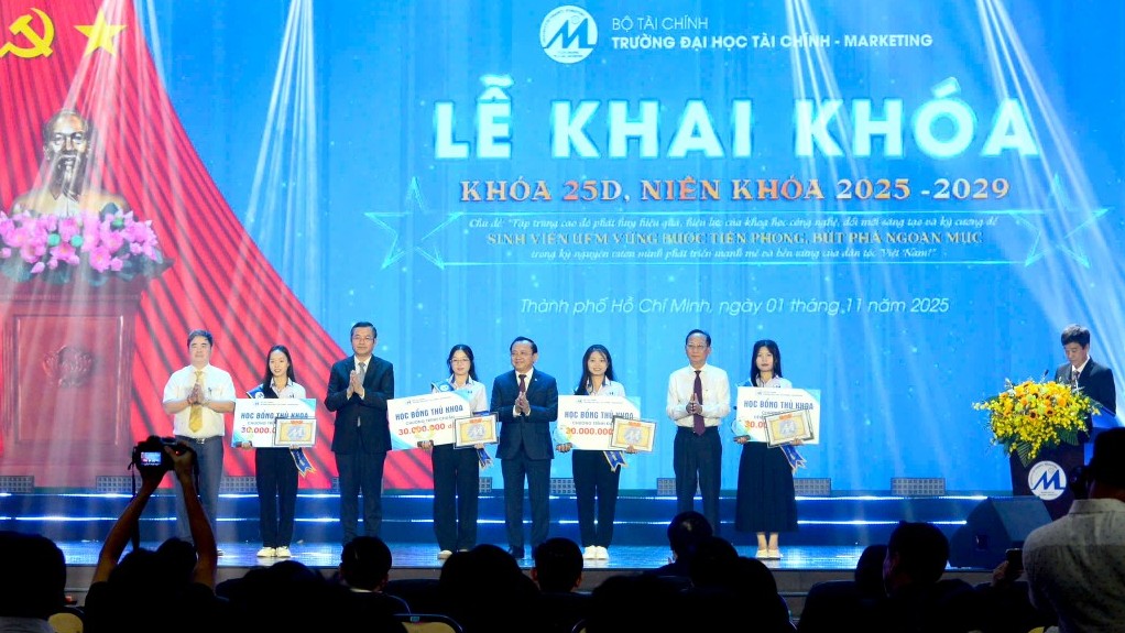 Trường Đại học Tài chính – Marketing đón hơn 6.200 tân sinh viên khóa 25D